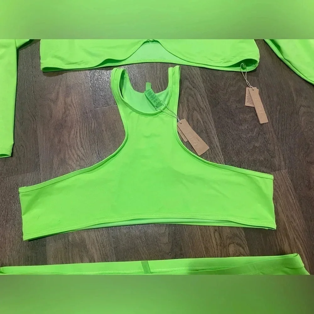 SKIMS 3 piece swim set Skirt Racerback top long sleeve top Neon Green Size 4X